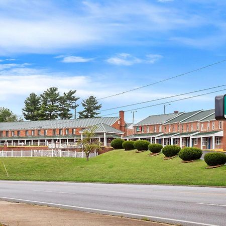 Econo Lodge Waynesboro - Skyline Drive Екстер'єр фото