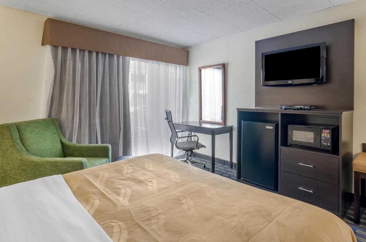 Econo Lodge Waynesboro - Skyline Drive Екстер'єр фото